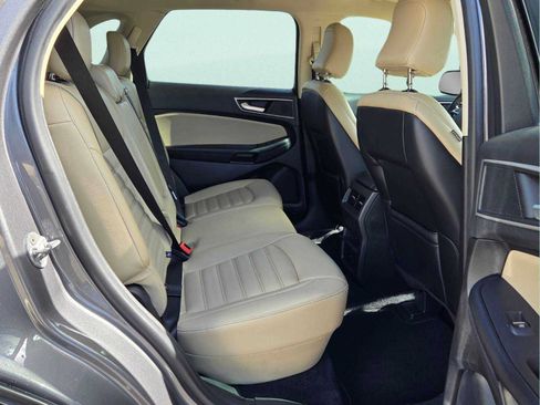 Used 2024 Ford Edge SEL AWD/4WD image 12