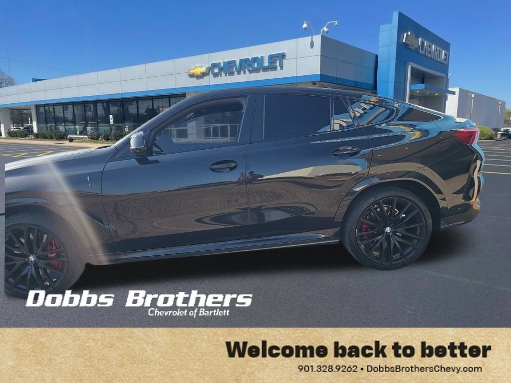 Used 2022 BMW X6 M50i w/ Executive Package AWD/4WD image 14