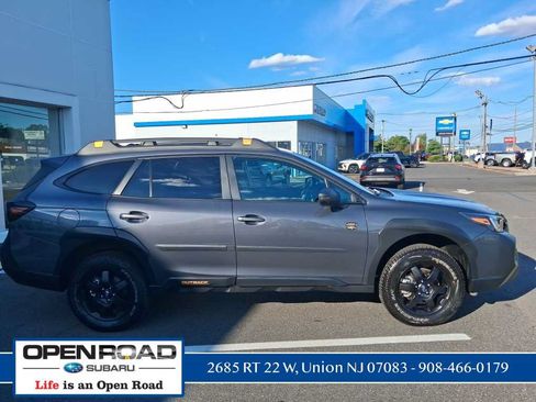 Used 2025 Subaru Outback Wilderness AWD/4WD image 6
