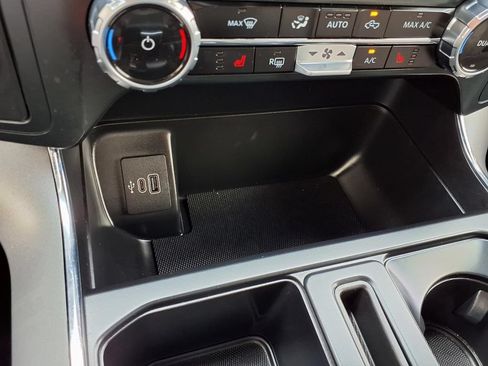 Used 2025 Ford F150 XLT w/ Equipment Group 302A MID RWD image 15