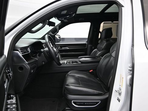 Used 2024 Jeep Grand Wagoneer Series II Obsidian w/ Quick Order Packagew 28T AWD/4WD image 20