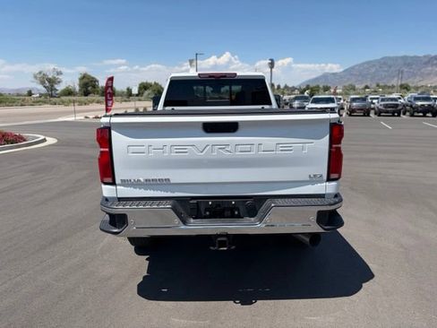 Used 2025 Chevrolet Silverado 3500 LTZ w/ LTZ Premium Package AWD/4WD image 4