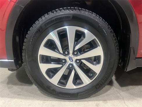 Used 2020 Subaru Outback Premium image 16