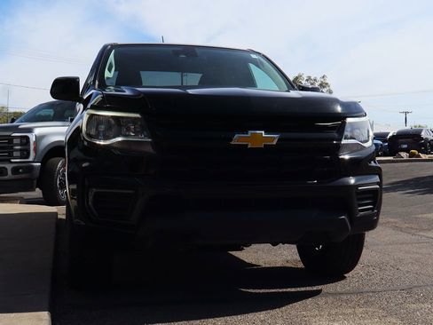Used 2022 Chevrolet Colorado LT w/ Fleet Safety Package image 18