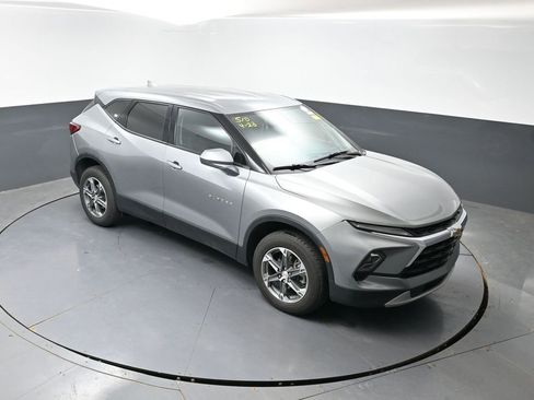 Used 2023 Chevrolet Blazer LT FWD image 16