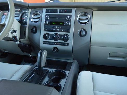 Used 2010 Ford Expedition XLT AWD/4WD image 14