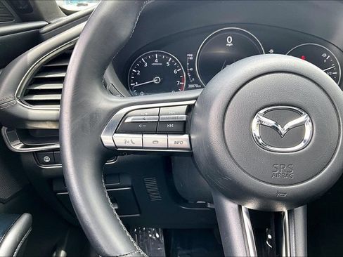 Used 2019 MAZDA MAZDA3 Sedan FWD image 24