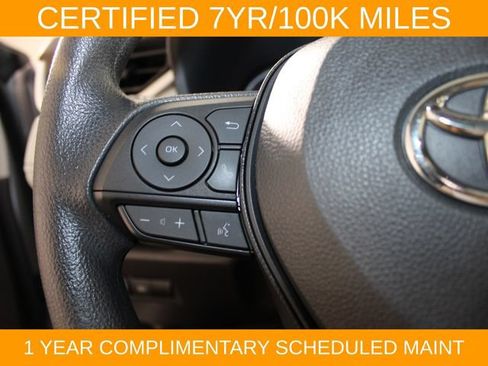 Used 2024 Toyota RAV4 XLE FWD image 22