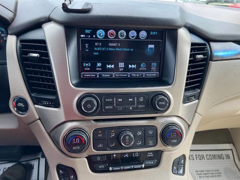 Used 2018 GMC Yukon XL Denali w/ Open Road Package AWD/4WD image 31