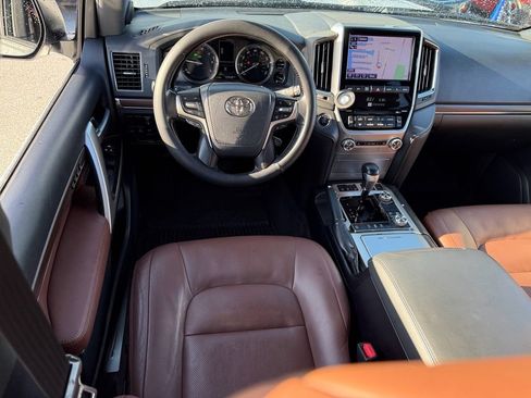 Used 2020 Toyota Land Cruiser AWD/4WD image 13