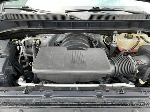 Used 2019 Chevrolet Silverado 1500 Custom Trail Boss AWD/4WD image 28