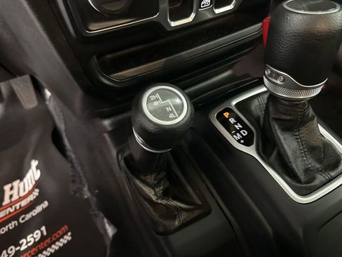 Used 2020 Jeep Gladiator Sport w/ Quick Order Package 24S image 21