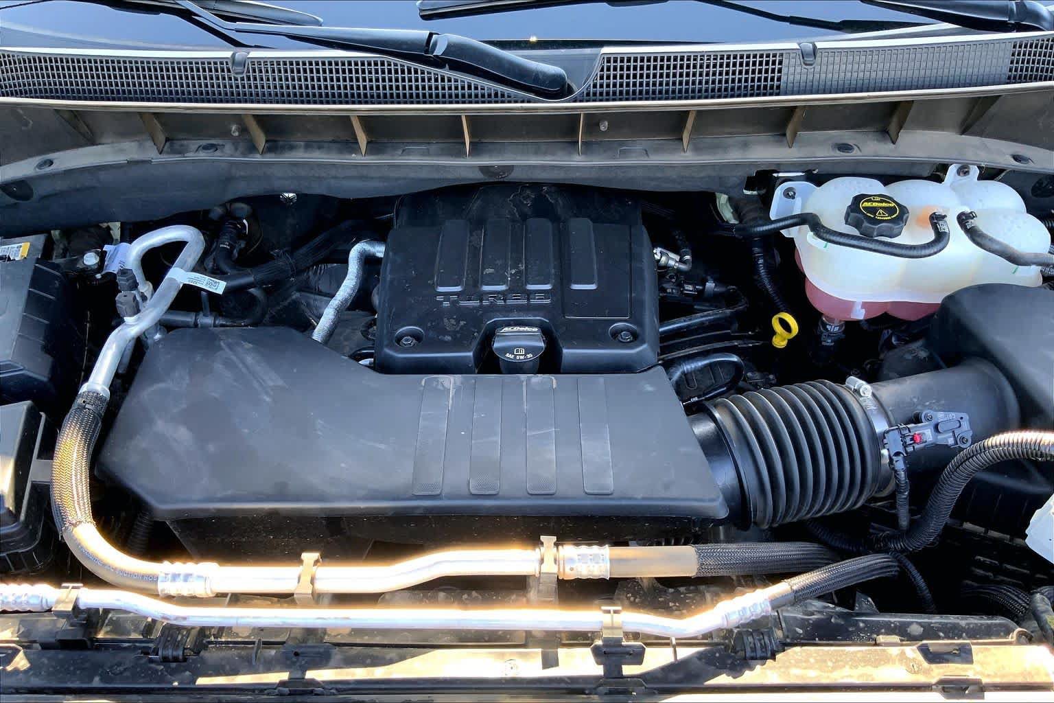 Used 2025 Chevrolet Silverado 1500 Custom RWD image 32