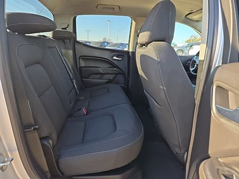 Used 2015 GMC Canyon SLE w/ SLE Convenience Package image 16