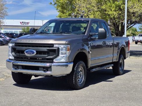 Used 2021 Ford F250 XL w/ Power Equipment Group AWD/4WD image 3