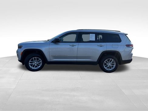 Used 2023 Jeep Grand Cherokee L Laredo w/ Luxury Tech Group I image 4