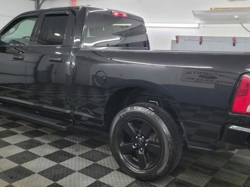 Used 2019 RAM 1500 Express w/ Express Value Package image 3