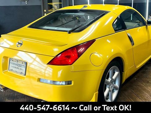 Used 2005 Nissan 350Z Touring w/ (K96) Aerodynamics Pkg image 6