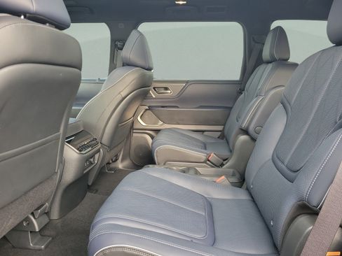 Certified 2026 INFINITI QX80 4WD w/ Sport Exterior Package image 42