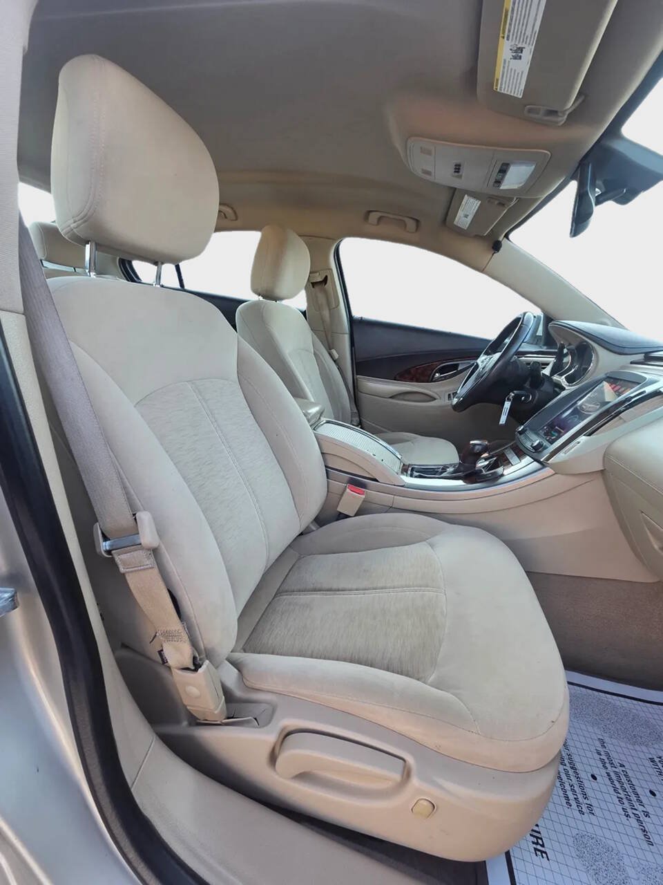 Used 2013 Buick LaCrosse FWD image 10