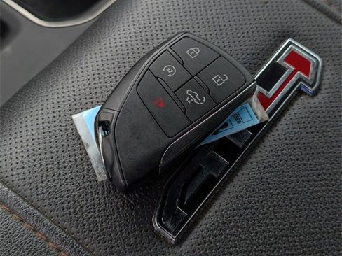 Used 2024 GMC Sierra 2500 AT4 w/ AT4 Premium Plus Package image 27