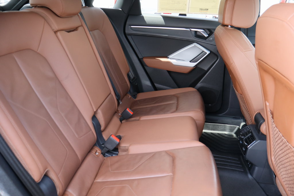 Used 2022 Audi Q3 2.0T Premium AWD/4WD image 27