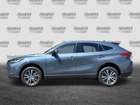 Used 2023 Toyota Venza LE AWD/4WD image 8