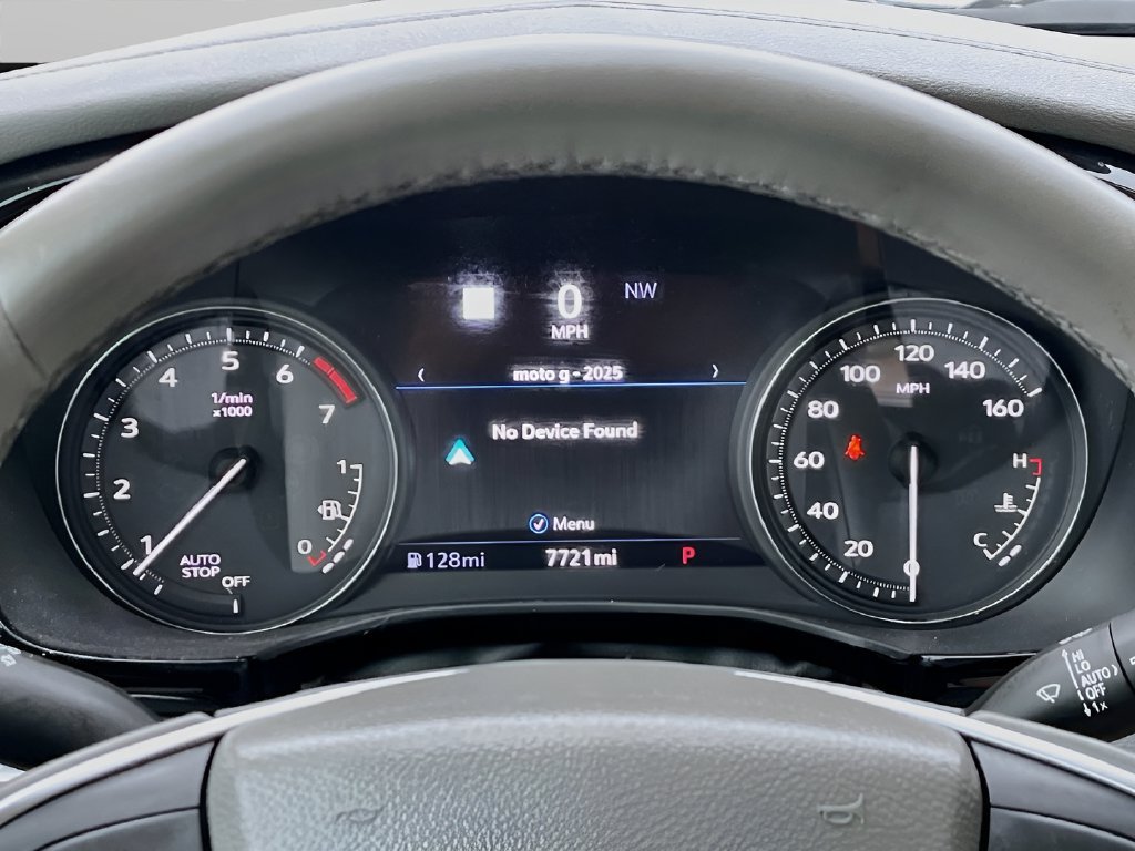 Used 2023 Cadillac XT5 Premium Luxury w/ Technology Package FWD image 12