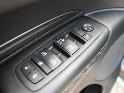 Used 2024 Dodge Durango SXT AWD/4WD image 19