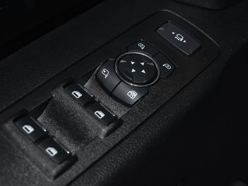 Used 2021 Ford F250 Lariat w/ Lariat Ultimate Package image 5