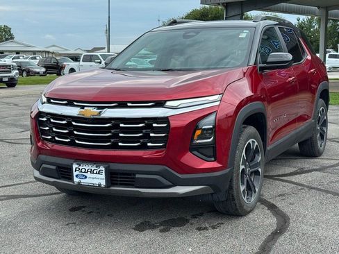 Used 2026 Chevrolet Equinox LT w/ Convenience Package II AWD/4WD image 8
