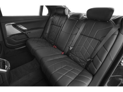 Used 2025 BMW i7 eDrive50 w/ M Sport Package image 15