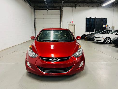 Used 2013 Hyundai Elantra GLS w/ Preferred Pkg FWD image 3