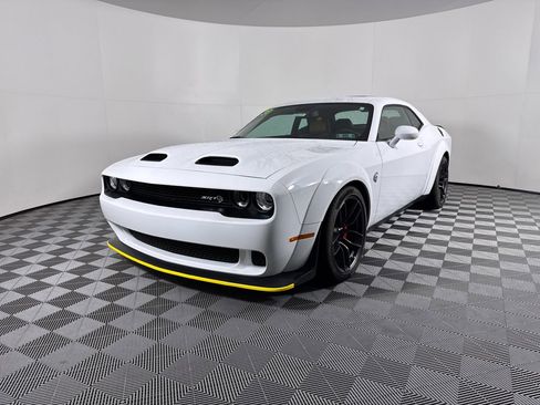 Used 2023 Dodge Challenger SRT Hellcat image 17