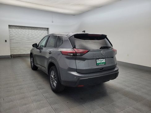 Used 2024 Nissan Rogue S AWD/4WD image 5