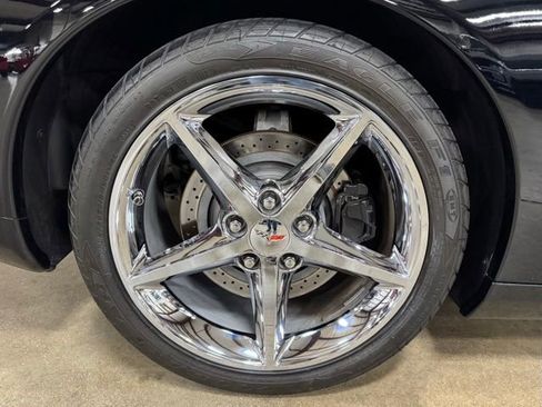 Used 2013 Chevrolet Corvette Coupe w/ 2LT Preferred Equipment Group RWD image 35