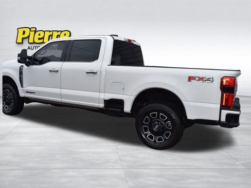 Used 2024 Ford F350 Platinum w/ FX4 Off-Road Package image 20