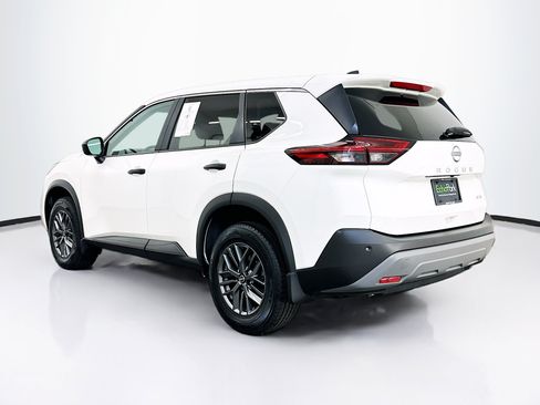Used 2023 Nissan Rogue S AWD/4WD image 5