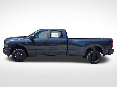 New 2026 RAM 3500 Big Horn AWD/4WD image 18