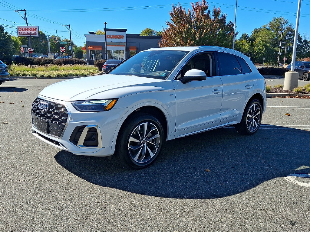 Certified 2023 Audi Q5 2.0T Premium Plus AWD/4WD image 4