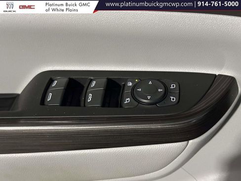 Used 2022 GMC Acadia SLT w/ Preferred Package image 29