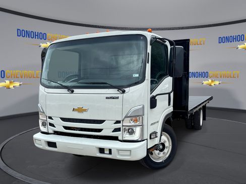 New 2025 Chevrolet Low Cab Forward image 4