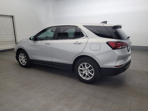 Used 2022 Chevrolet Equinox LT image 3
