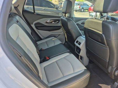 Certified 2022 GMC Terrain SLT w/ Infotainment Package II AWD/4WD image 30