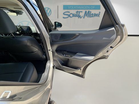 Used 2025 Lexus NX 250 FWD w/ Accessory Package (2T) image 31