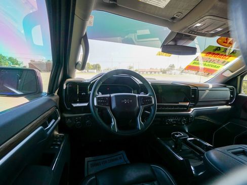 Used 2022 Chevrolet Silverado 1500 RST image 15