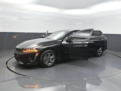 Used 2022 Kia K5 LXS FWD image 32
