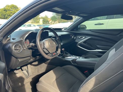 Used 2019 Chevrolet Camaro SS image 6