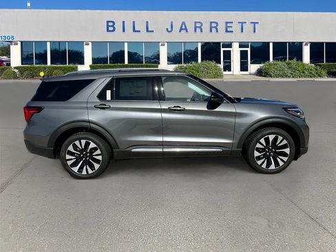New 2026 Ford Explorer Platinum AWD/4WD image 3