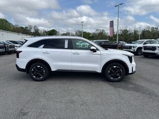 New 2025 Kia Sorento S w/ Panoramic Sunroof Package video 2